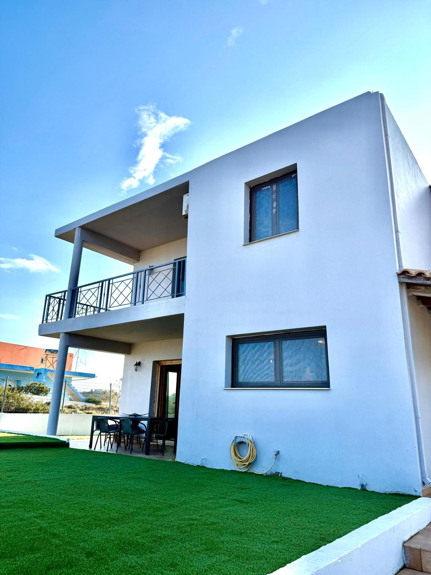 Villa Kalli - Porto Ennia Vromopousi Exterior foto
